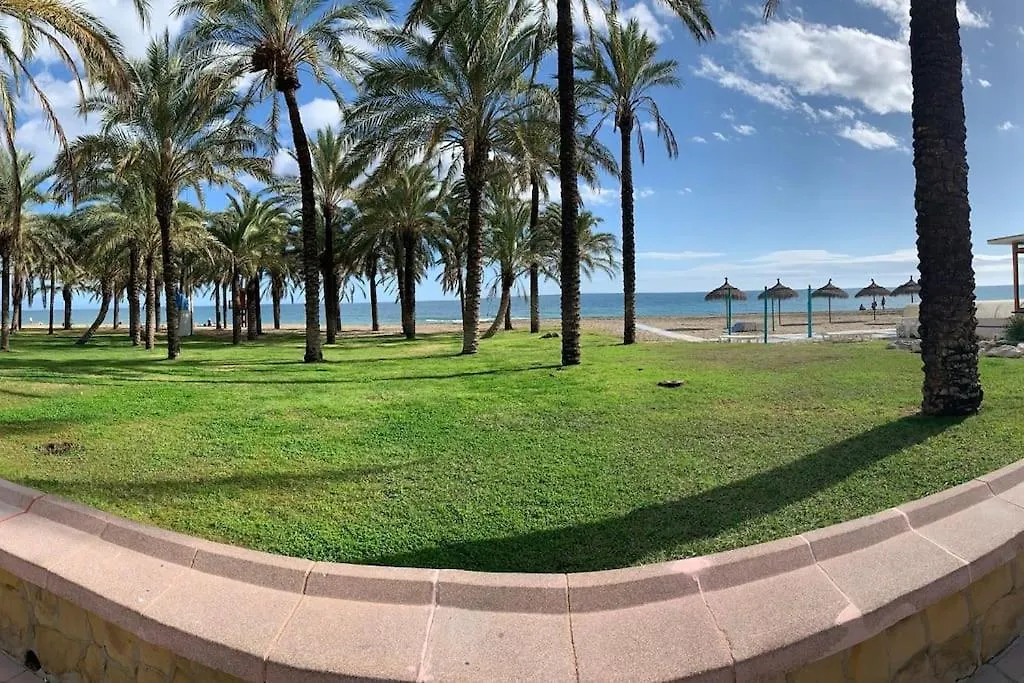 Confortable Estudio A 200 Metros De La Playa Benalmadena 0*,  Spain
